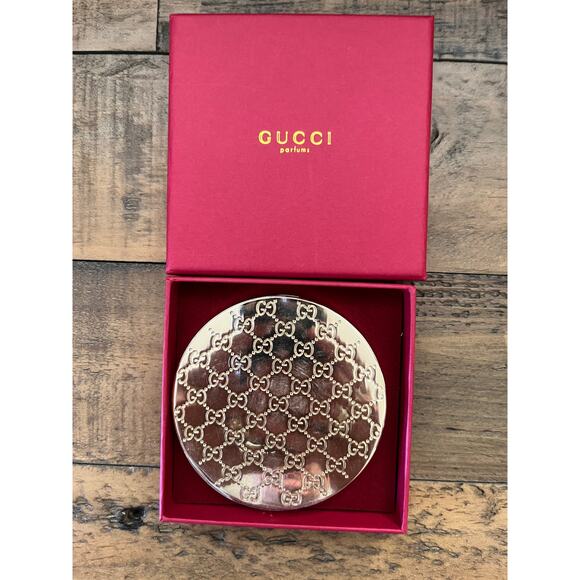 New Gucci Parfums Gold GG Embossed Compact Mirror With box - Picture 1 of 7
